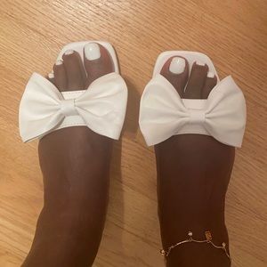 White bow sandals